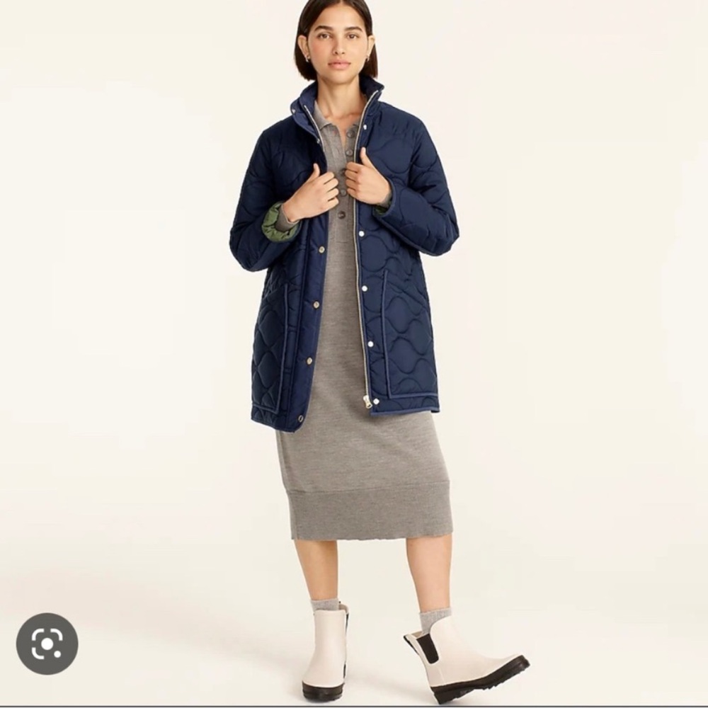 J. Crew quilted cocoon signature puffer coat jacket. Navy blue. Size XS